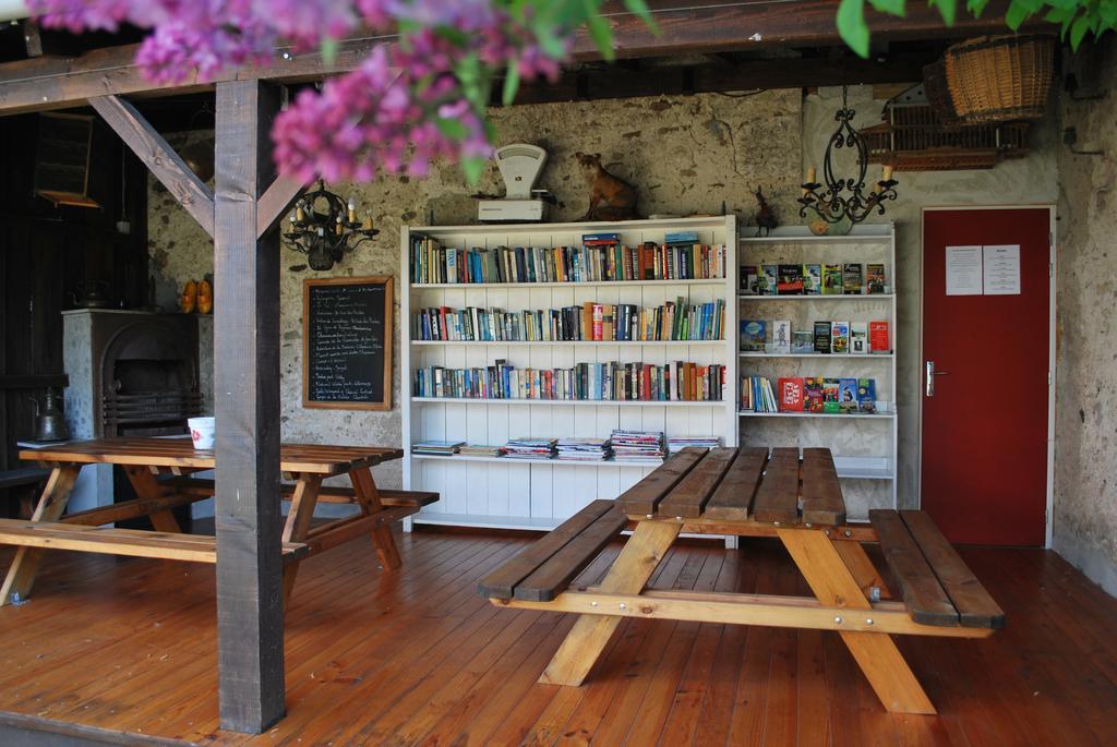 Domaine Les Gandins Bed & Breakfast Saint-Germain-de-Salles Exterior photo