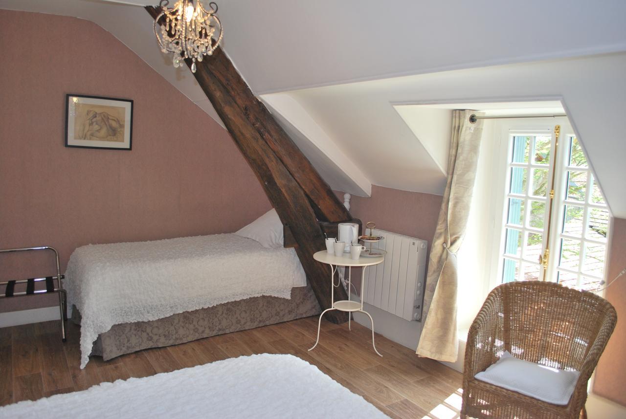 Domaine Les Gandins Bed & Breakfast Saint-Germain-de-Salles Exterior photo