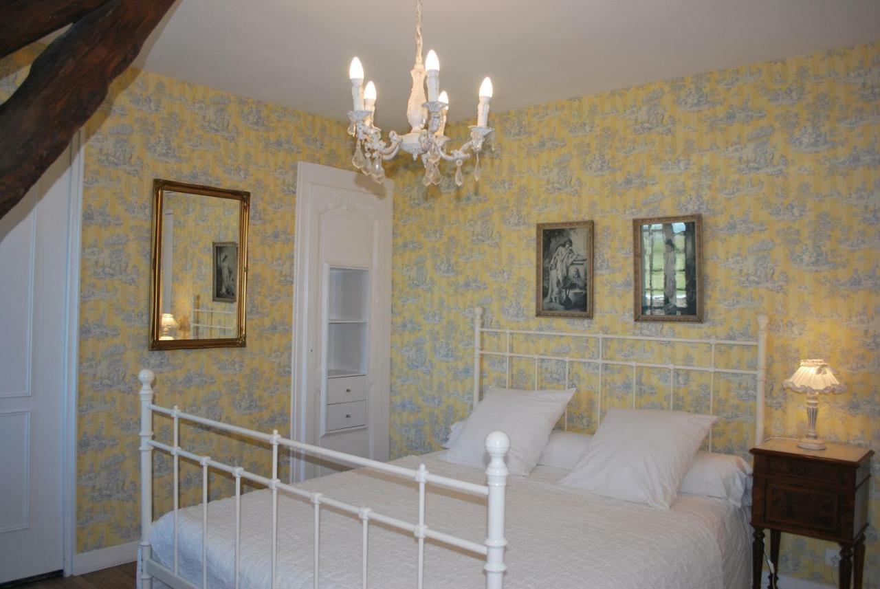 Domaine Les Gandins Bed & Breakfast Saint-Germain-de-Salles Exterior photo